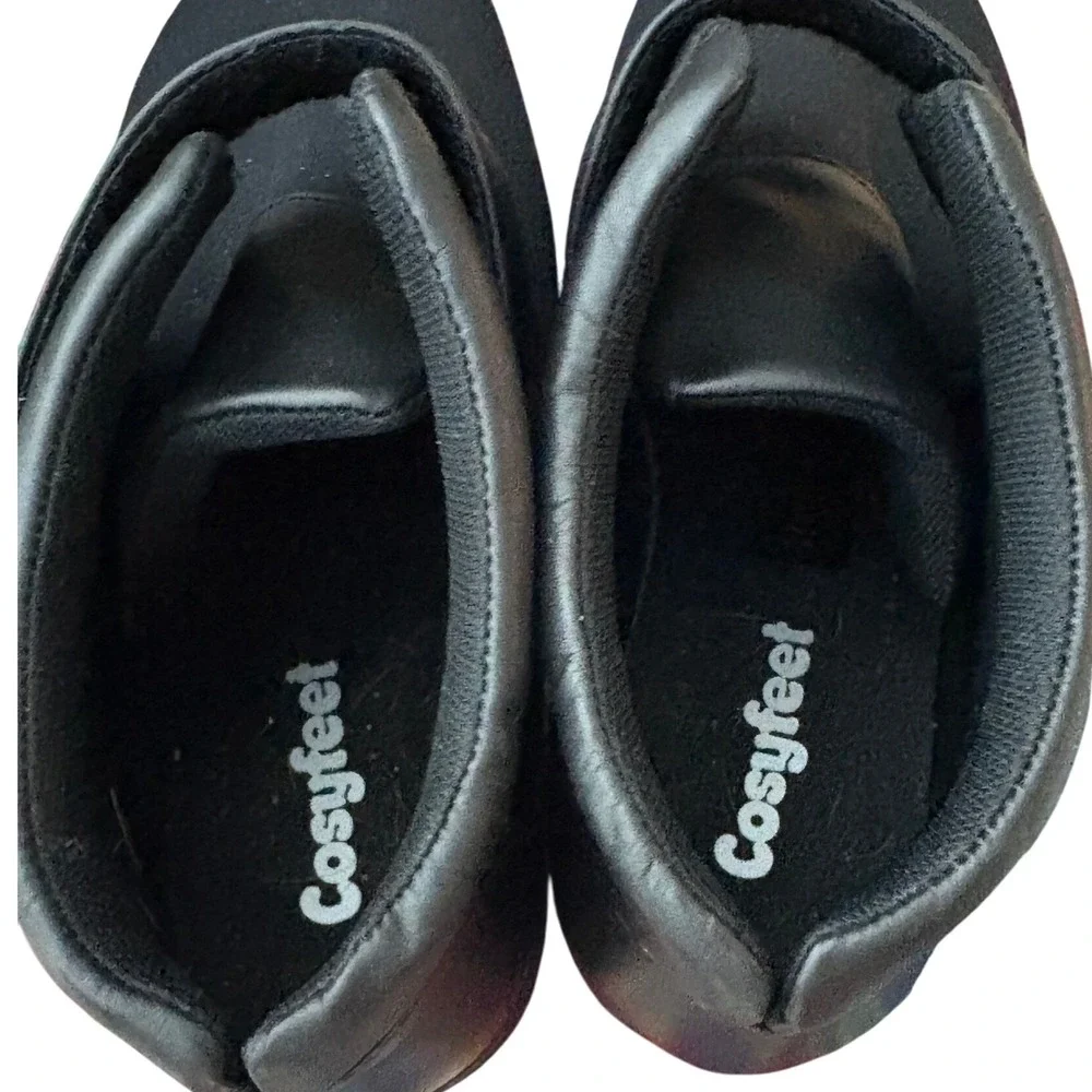 Cosyfeet sz 7 US  EU 38 ‎ Julia Boots in Black